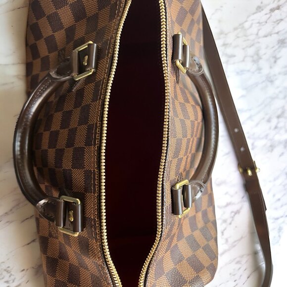 Authentic Louis Vuitton Speedy Bandoulière 30 in Damier Ebene Canvas - Picture 3 of 11